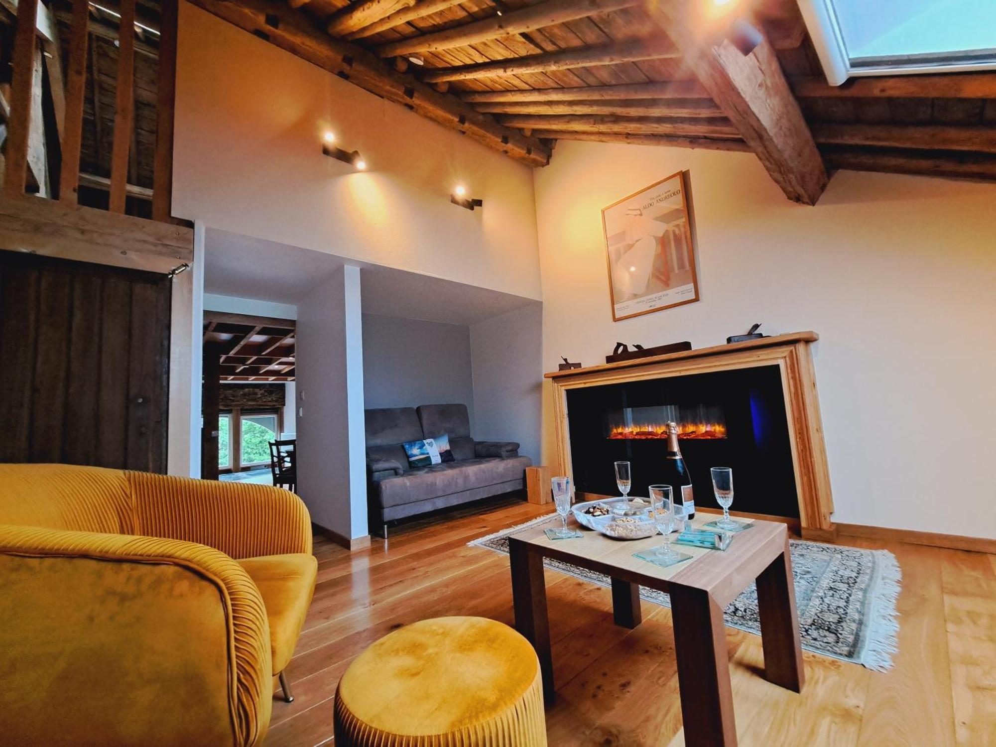 Sous La Charpente Hotel La-Roche-en-Ardenne Phòng bức ảnh