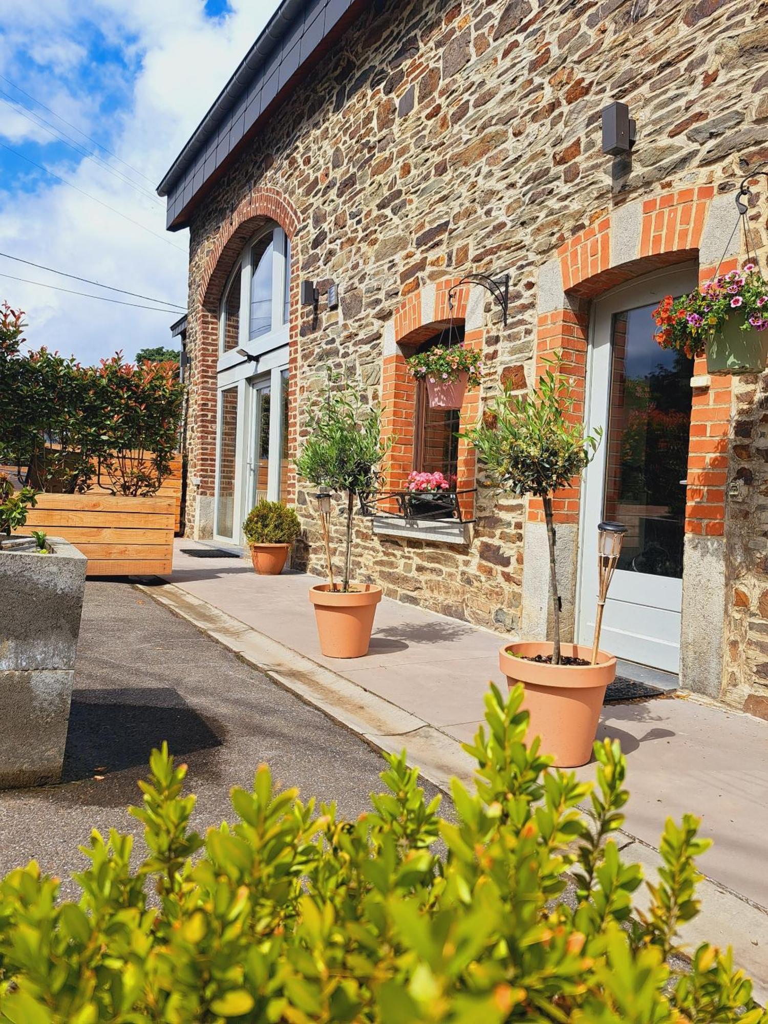 Sous La Charpente Hotel La-Roche-en-Ardenne Ngoại thất bức ảnh